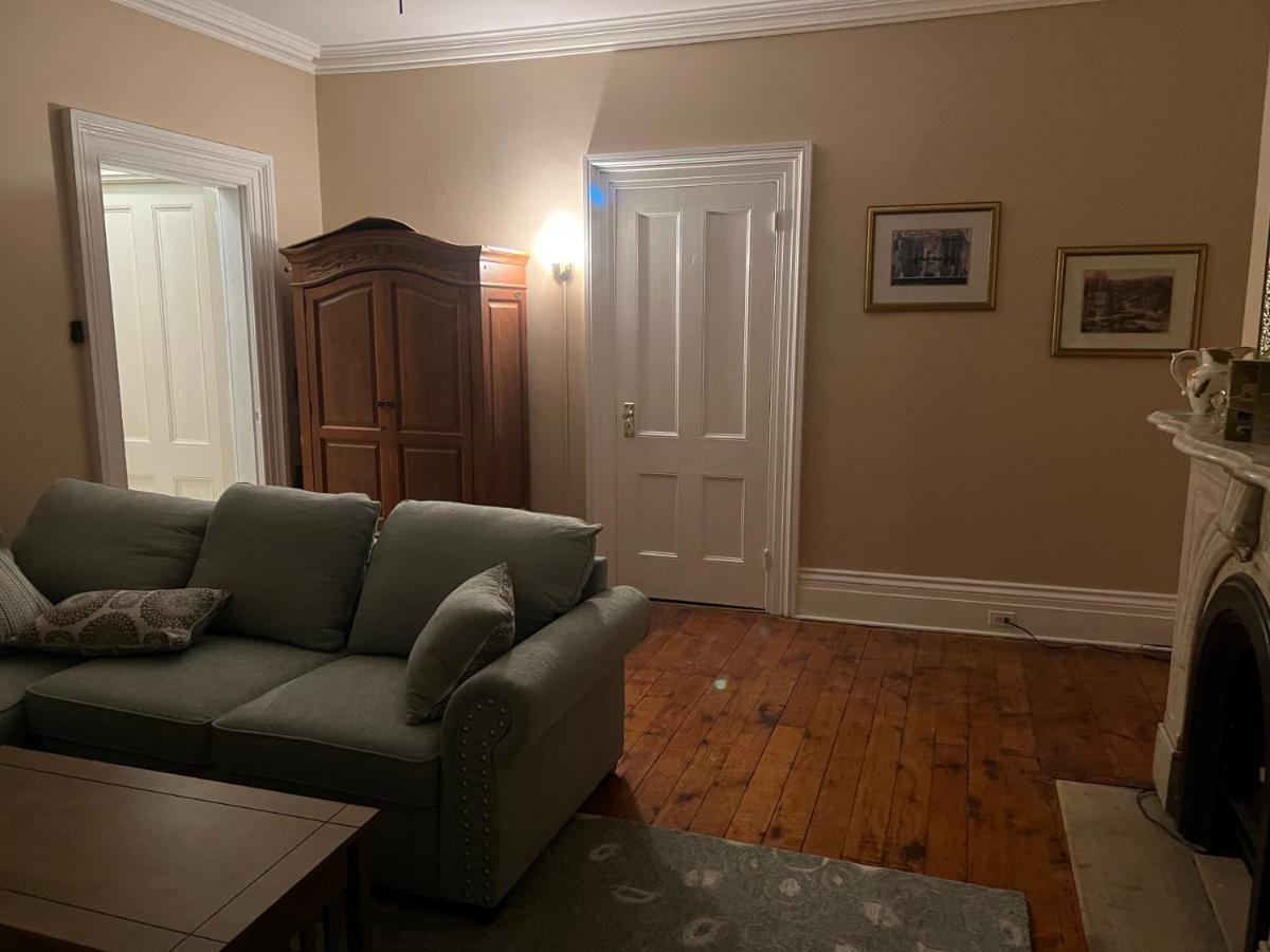 1 Bedroom Private Victorian Apt In Convenient City Location On 5 Acre, Sleeps 4 Poughkeepsie Eksteriør billede
